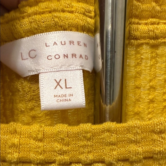 LC Lauren Conrad Mustard Textured Knit Top Sz XL Coastal Beach - Picture 2 of 9